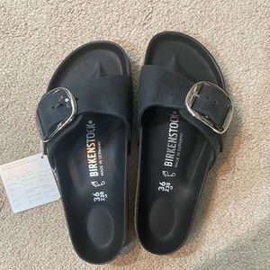 Madrid Big Buckle size 36